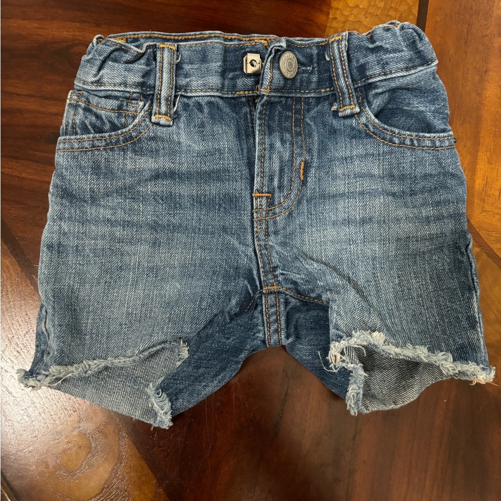 Vintage Babygap size 12-18 months shorts